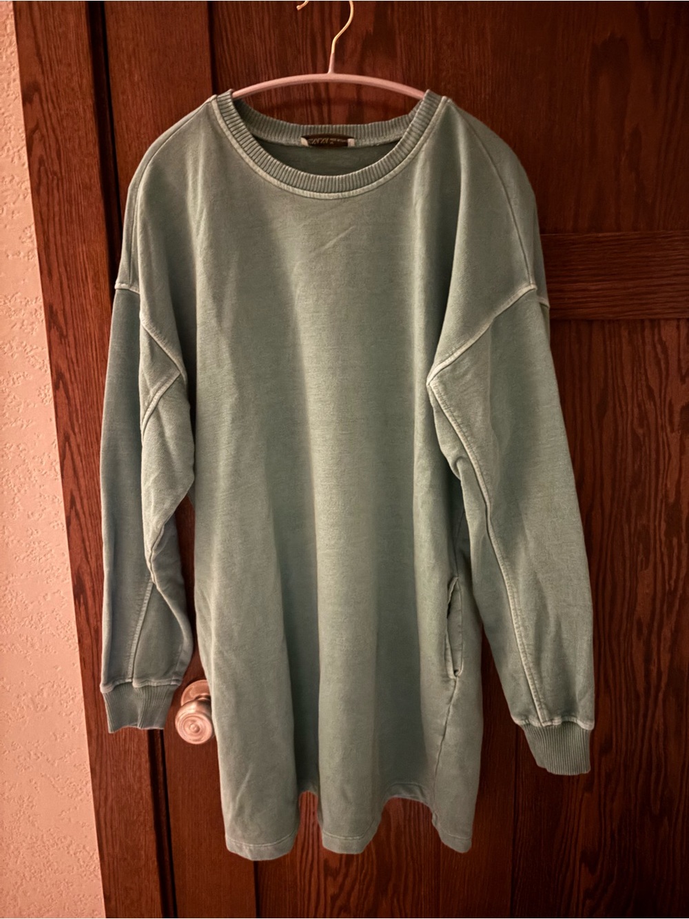 Zenana Outfitters Sage Green Washed Crewneck Sweatshirt.